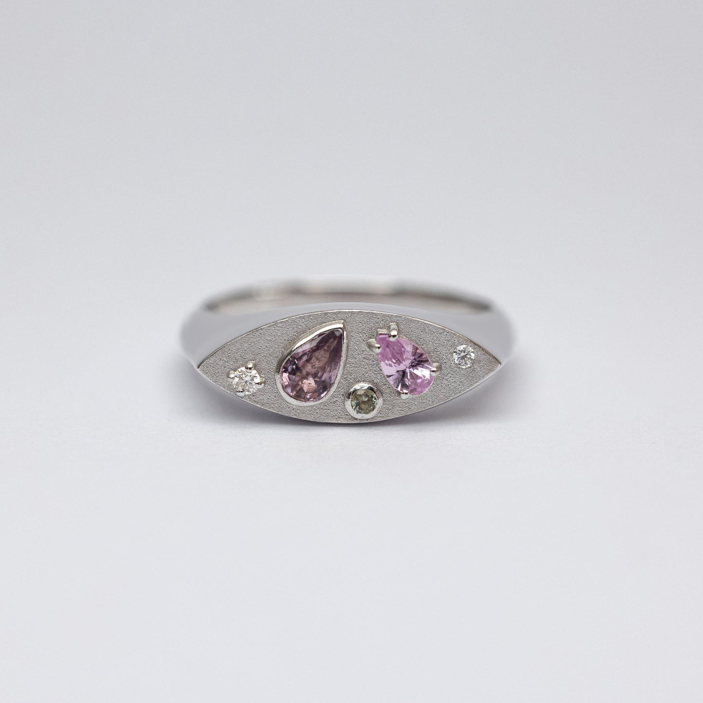 Protea Pink Sapphire with diamonds ring - White gold