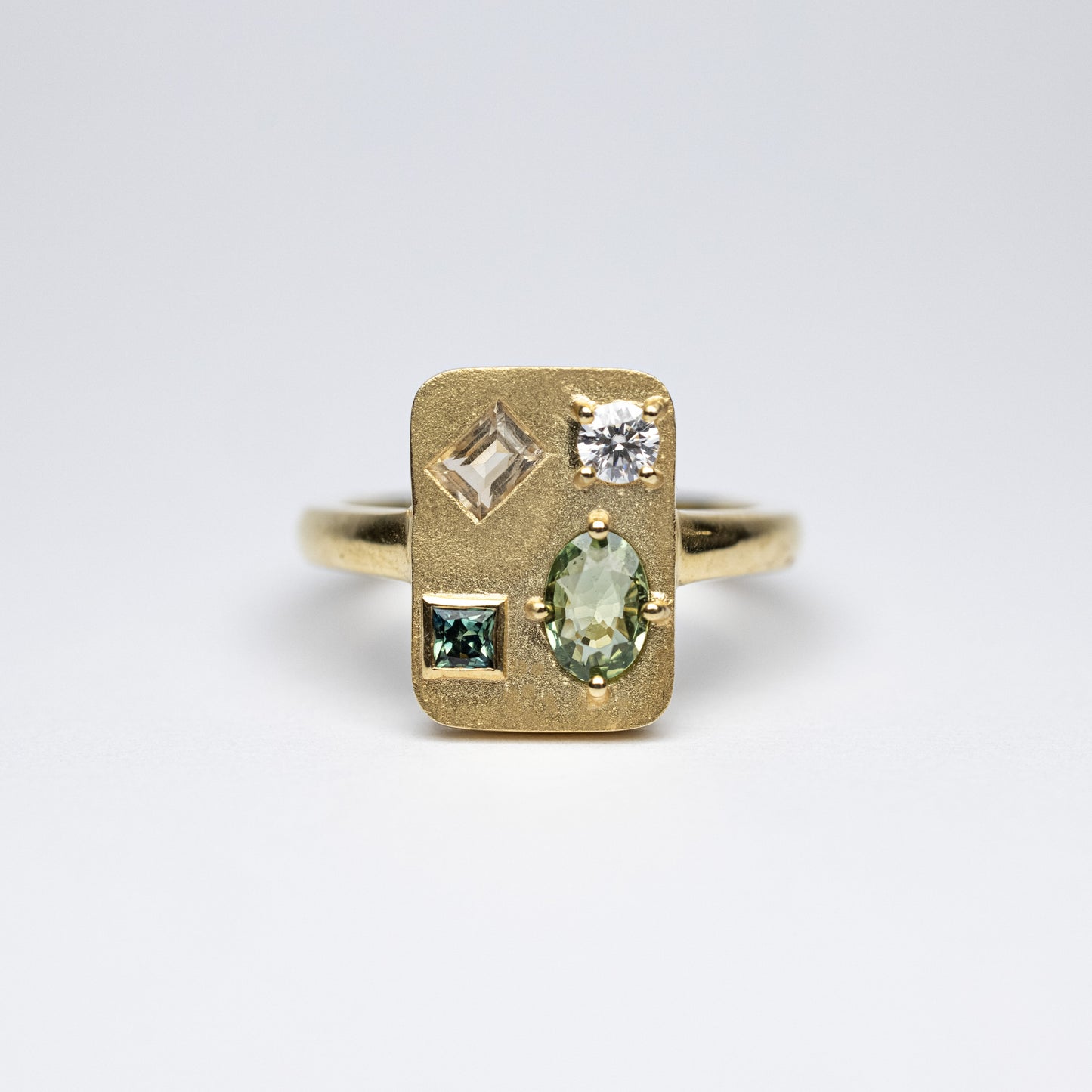 Rectangular green champagne forest - Yellow gold